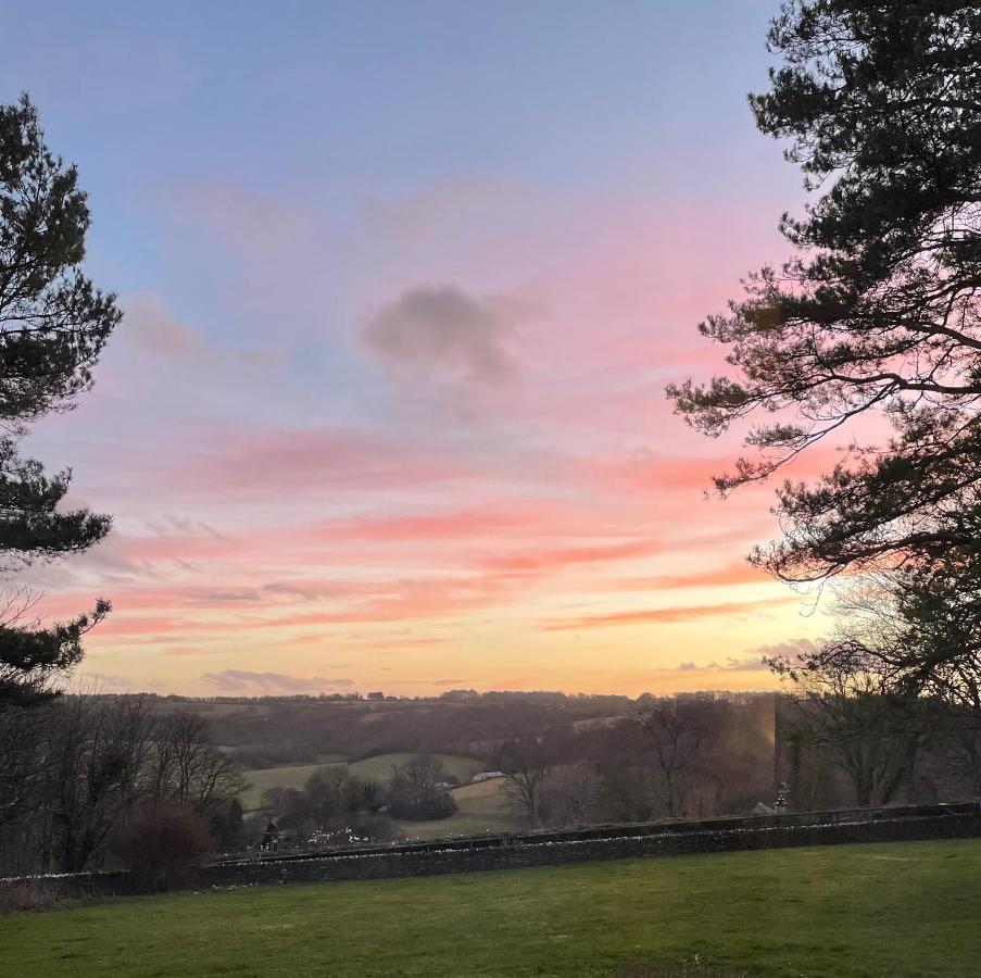 Hill House B & B & Luxury Shepherds Huts Castle Combe Exteriér fotografie